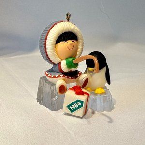 Hallmark Frosty Friends 1984 ornament